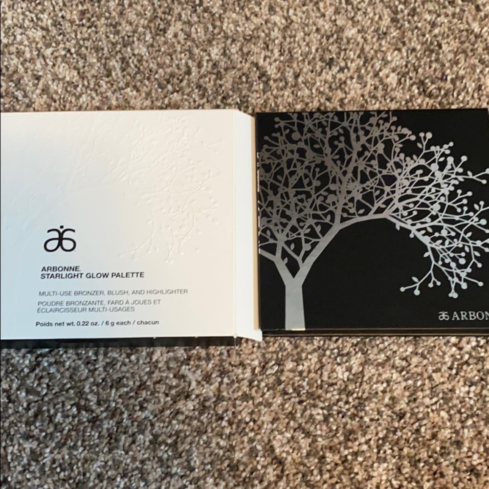 Arbonne Starlight Glow Palette & Brush